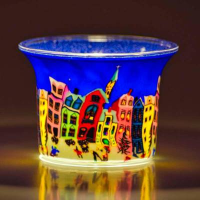 Votiv-Glas 71 - Winter in der Stadt, spielende Kinder - 1